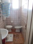 bagno » Vendesi appartamento trilocale a 70 metri dal mare a Lido di Pomposa.  82.000,00